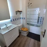 Avec Balcon, Vue Sur Jardins Et Cathedrale Apartment *